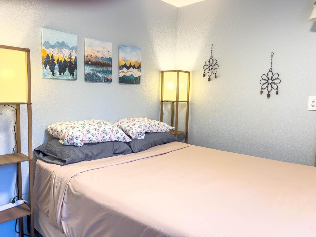 Cloud Nine Cottage Big Lake Екстериор снимка